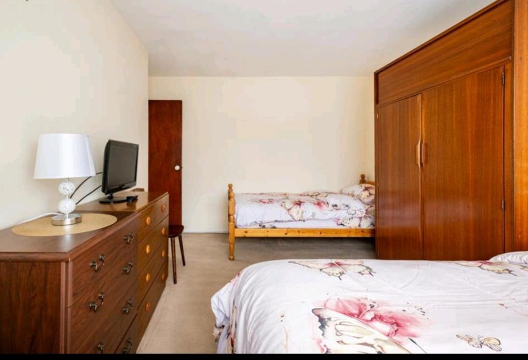 London Stratford Holiday Home Bagian luar foto