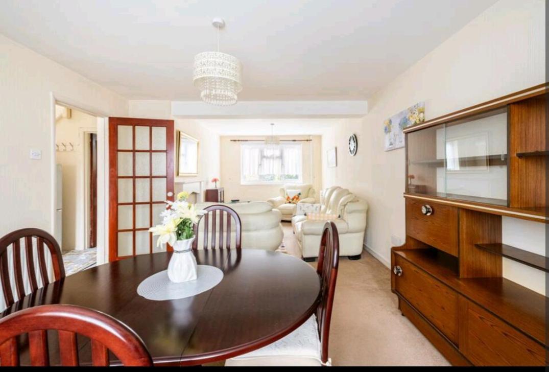 London Stratford Holiday Home Bagian luar foto